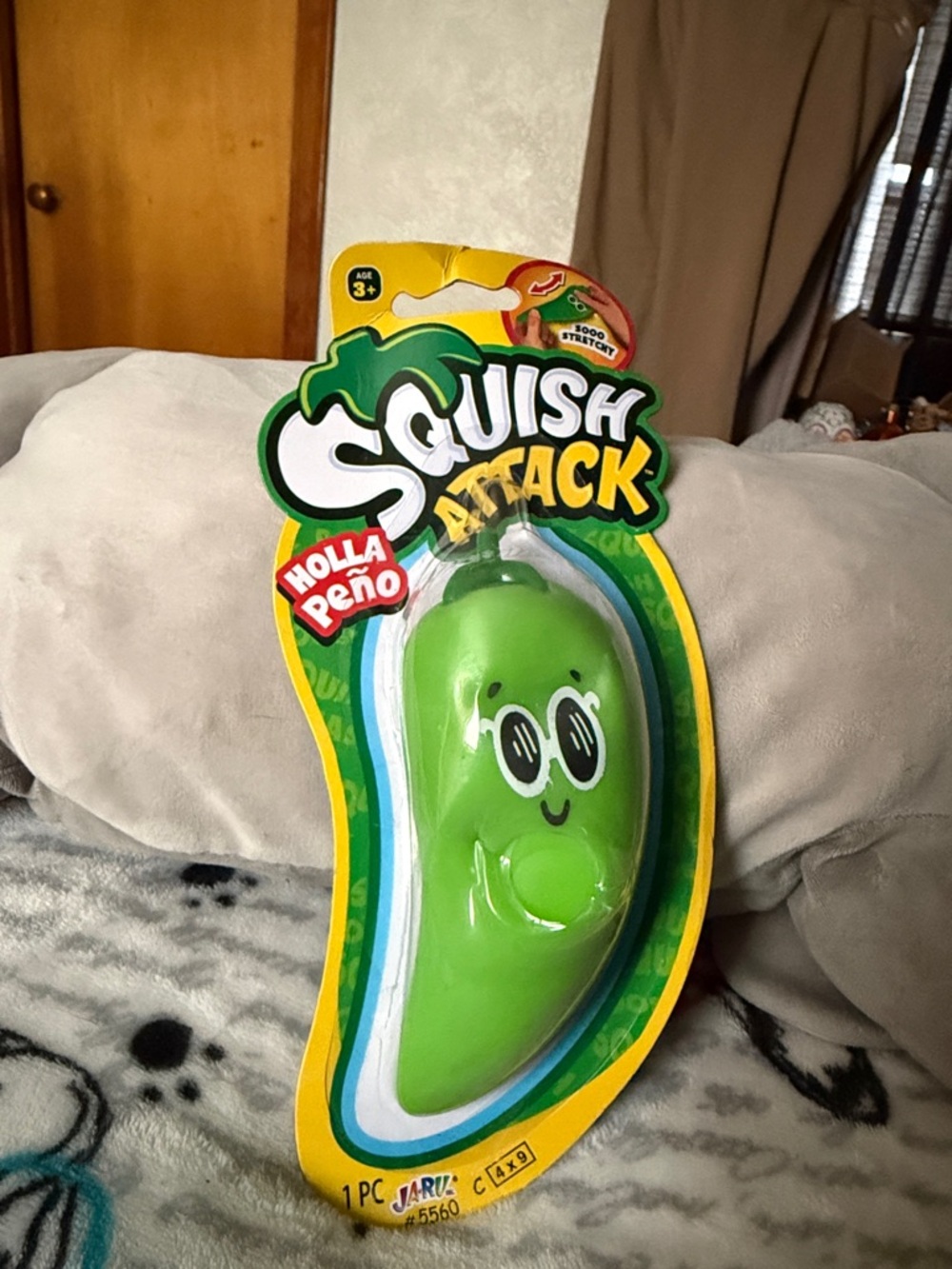 Squish Attack Holla Peño stretchy toy